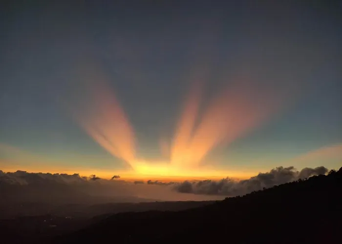 Privatunterkunft Puri Sunset Munduk