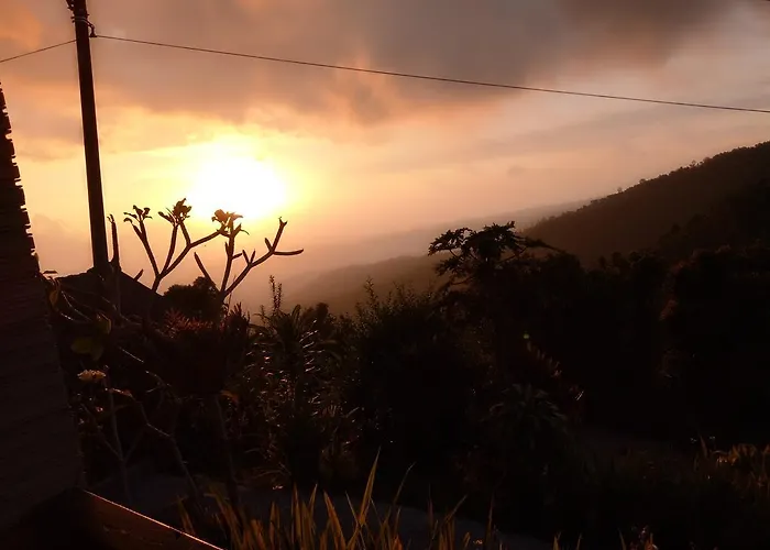 Privatunterkunft Puri Sunset Munduk